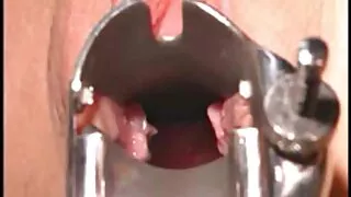 เด็กไร่เดียงสา,ชุดชั้นใน,ถุงน่อง, วีดีโอ เย ด
